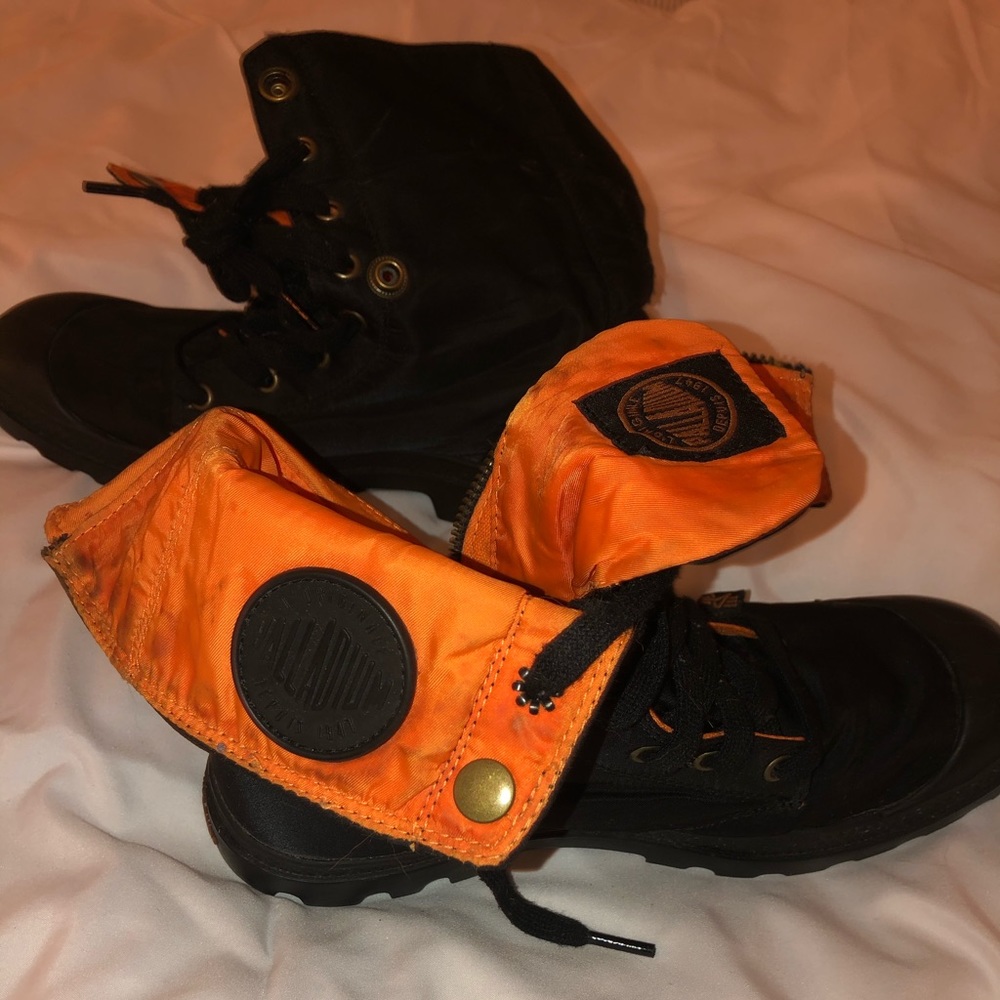 Palladium boots-used